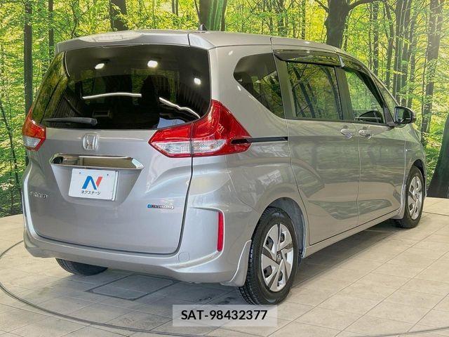 Honda FREED HYBRID 2017-10 4943411-17