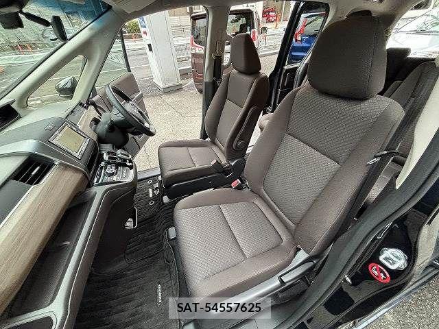 Honda FREED HYBRID 2022-04 5868207-29