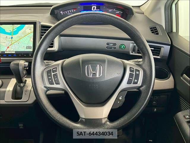 Honda FREED HYBRID 2015-03 5868213-13