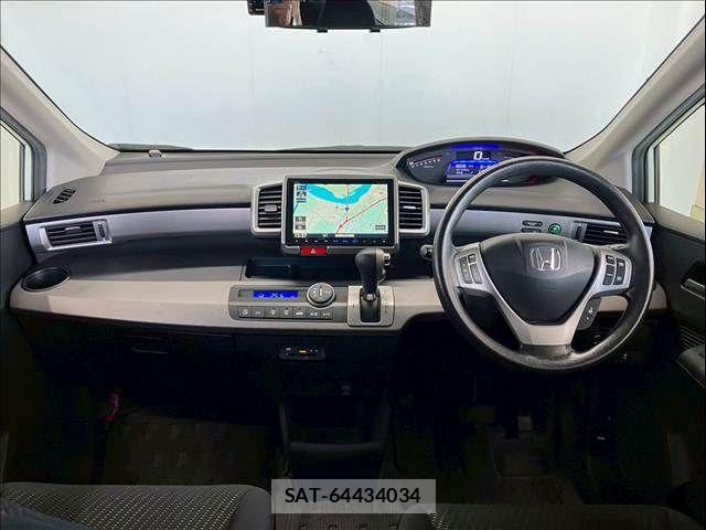 Honda FREED HYBRID 2015-03 5868213-14