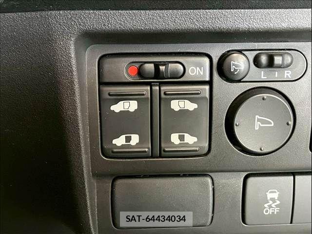 Honda FREED HYBRID 2015-03 5868213-3