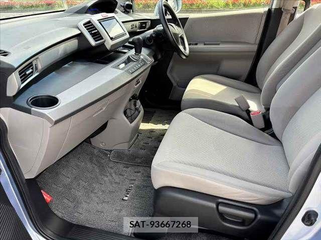 Honda FREED HYBRID 2014-04 6006858-16
