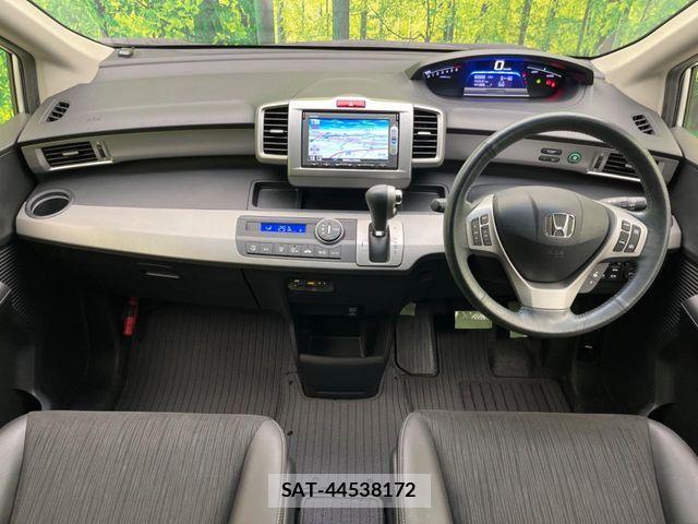 Honda FREED HYBRID 2015-03 6135186-1