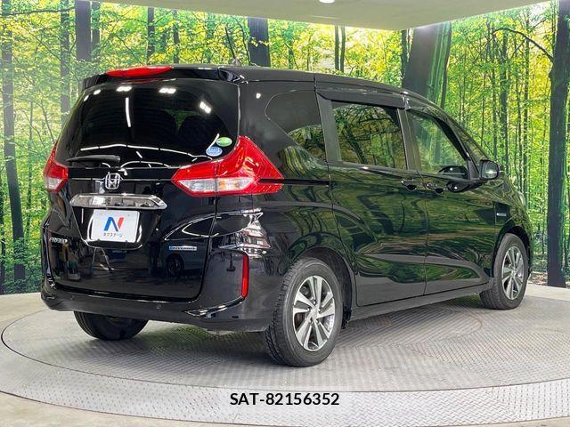 Honda FREED HYBRID 2020-02 6214945-17