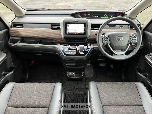Honda FREED HYBRID 2021-08 6214936-1