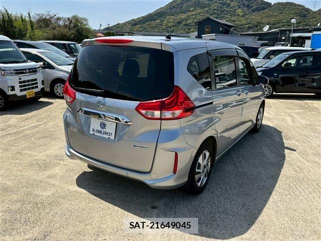 Honda FREED HYBRID 2021-09 6244188-13