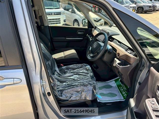 Honda FREED HYBRID 2021-09 6244188-15