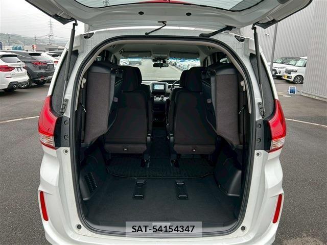 Honda FREED HYBRID 2023-01 6244184-17