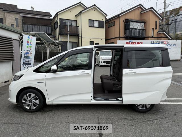 Honda FREED HYBRID 2017-06 6498014-9