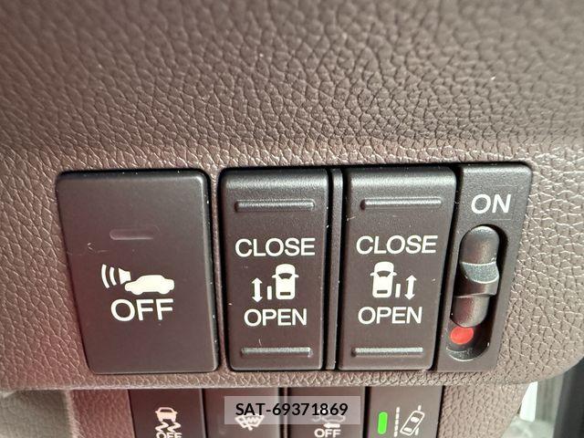 Honda FREED HYBRID 2017-06 6498014-19