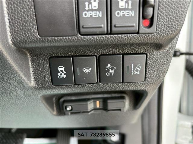 Honda FREED HYBRID 2023-10 6612023-19