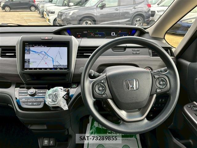 Honda FREED HYBRID 2023-10 6612023-21