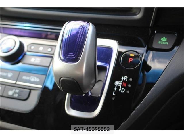 Honda FREED HYBRID 2018-02 6641616-27