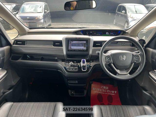 Honda FREED HYBRID 2019-12 6676043-2