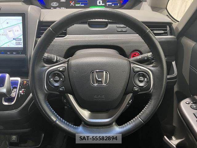 Honda FREED HYBRID 2017-06 6676046-11