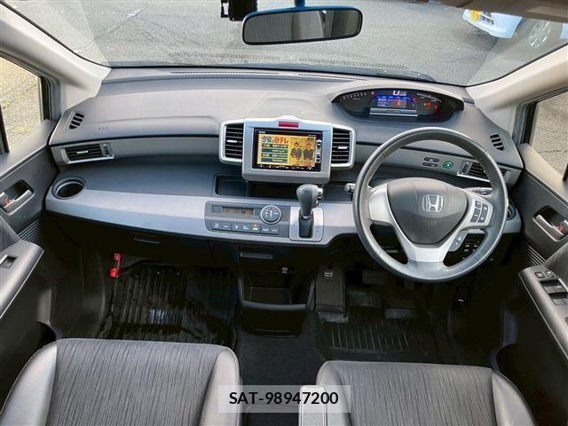 Honda FREED HYBRID 2013-03 6751686-17