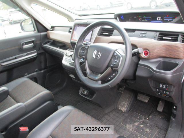 Honda FREED HYBRID 2021-03 6815029-1