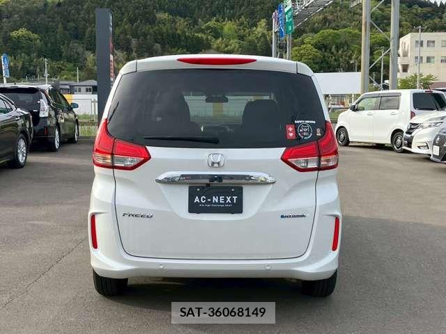 Honda FREED HYBRID 2021-09 6905636-15