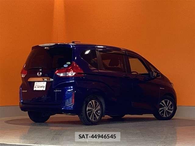 Honda FREED HYBRID 2017-03 6905650-10