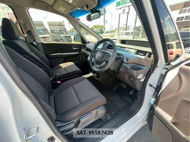 Honda FREED HYBRID 2022-07 6905634-10
