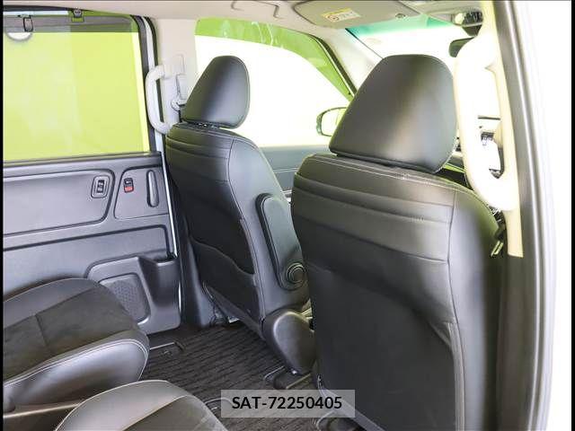 Honda FREED HYBRID 2023-06 6905630-21
