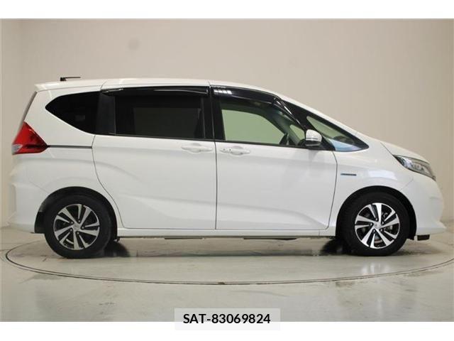 Honda FREED HYBRID 2018-09 6905652-12