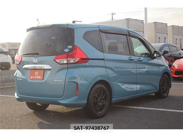 Honda FREED HYBRID 2017-01 6905660-13