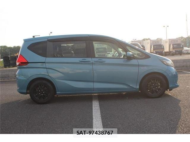 Honda FREED HYBRID 2017-01 6905660-14