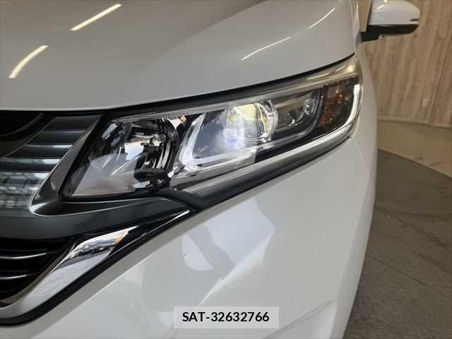 Honda FREED HYBRID 2018-03 6905661-12