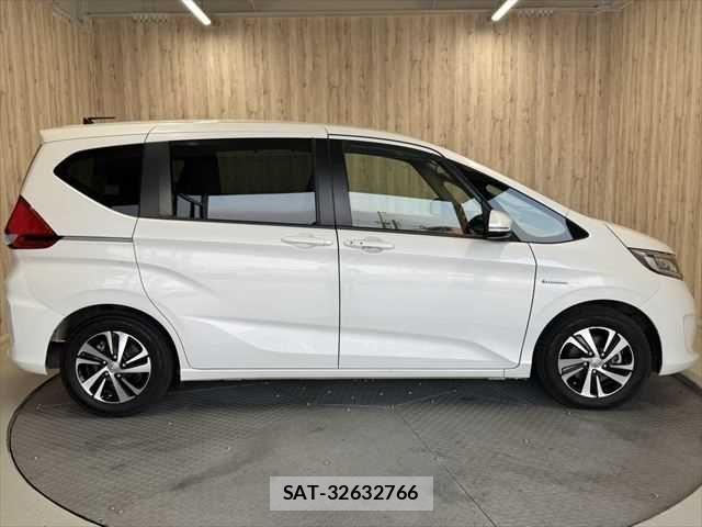 Honda FREED HYBRID 2018-03 6905661-16