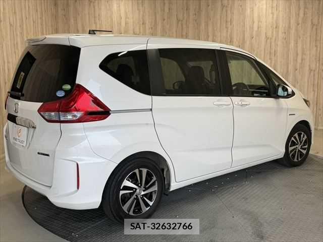 Honda FREED HYBRID 2018-03 6905661-17