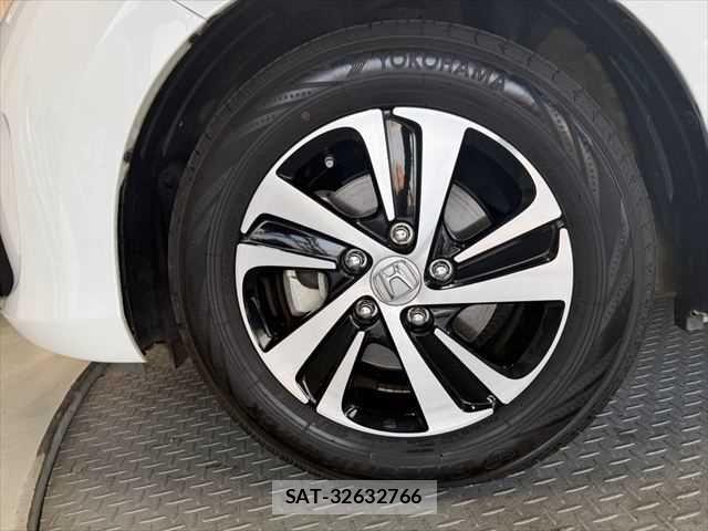 Honda FREED HYBRID 2018-03 6905661-25