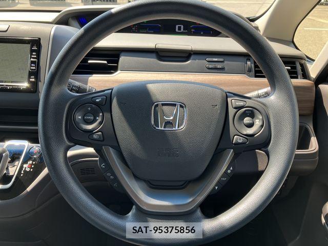 Honda FREED HYBRID 2021-06 6905637-20