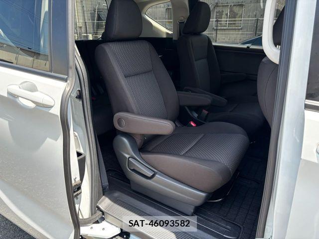 Honda FREED HYBRID 2023-05 6993764-12