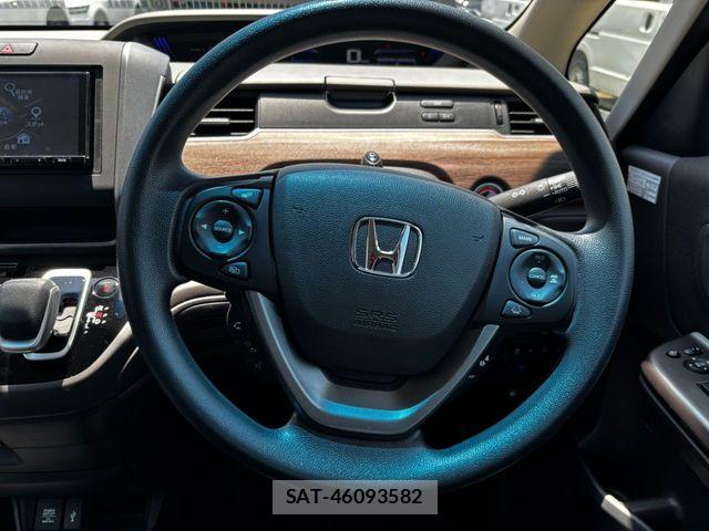 Honda FREED HYBRID 2023-05 6993764-5