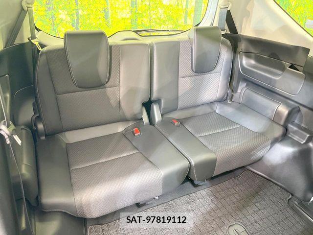 Honda FREED HYBRID 2021-10 7058658-9