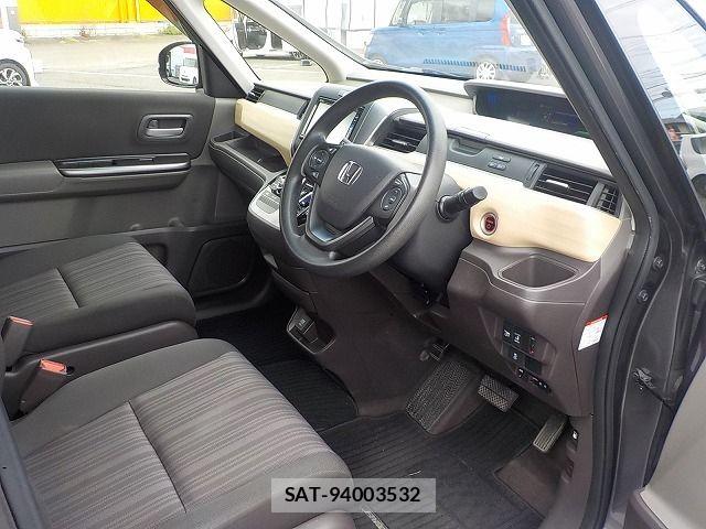 Honda FREED HYBRID 2016-11 7058667-20