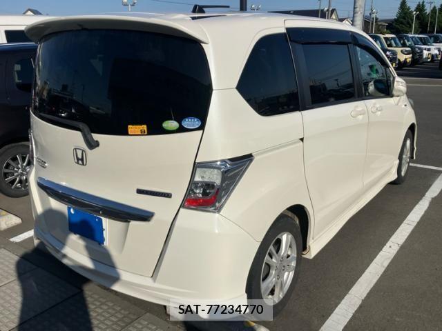 Honda FREED HYBRID 2011-11 7058674-7
