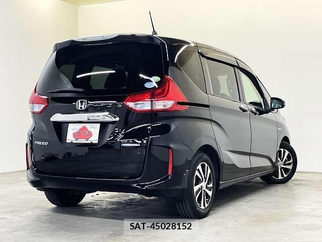 Honda FREED HYBRID 2017-07 7058656-2