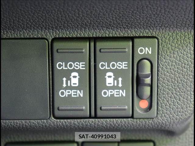 Honda FREED HYBRID 2020-08 7058654-9