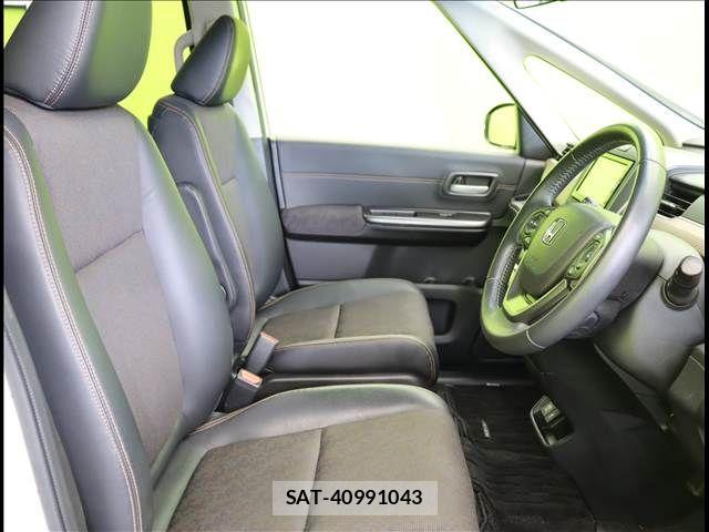 Honda FREED HYBRID 2020-08 7058654-21