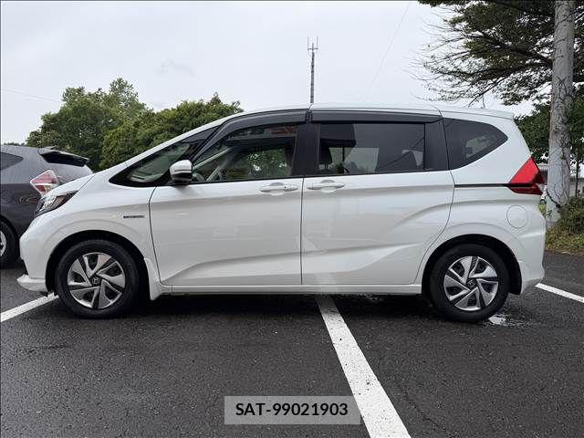 Honda FREED HYBRID 2021-04 7058661-5