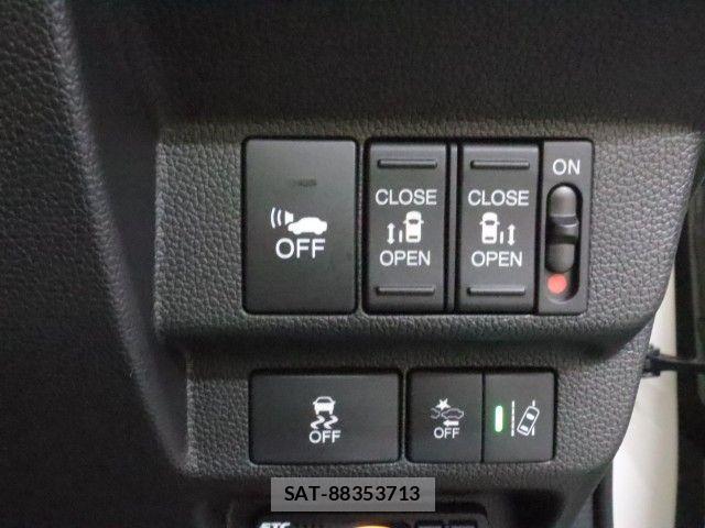 Honda FREED HYBRID 2019-09 7058664-18