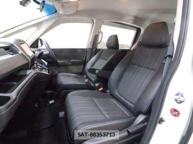 Honda FREED HYBRID 2019-09 7058664-5