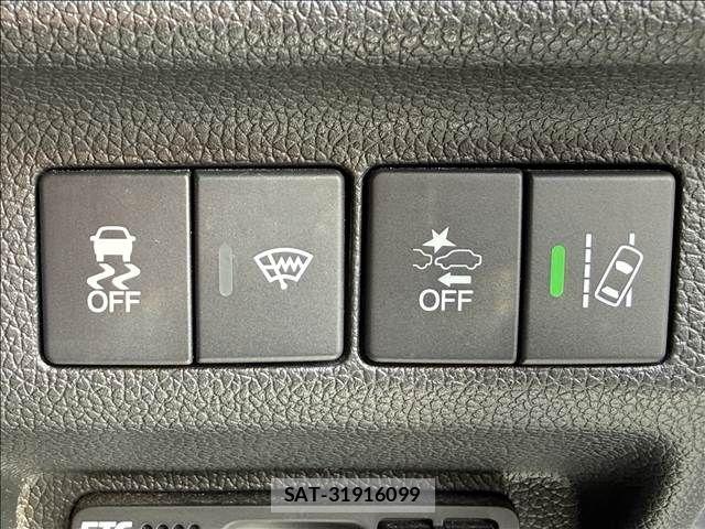 Honda FREED HYBRID 2021-09 7218945-16