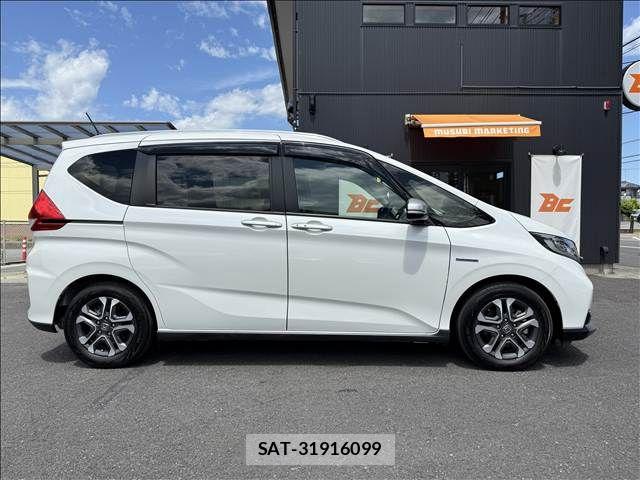 Honda FREED HYBRID 2021-09 7218945-6