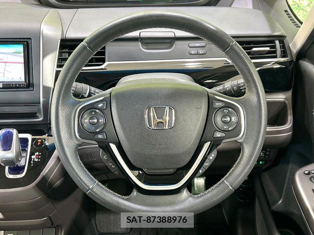 Honda FREED HYBRID 2018-04 7218929-11
