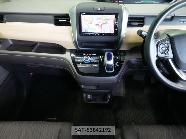 Honda FREED HYBRID 2017-11 7218930-7