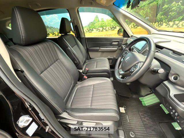 Honda FREED HYBRID 2017-06 7218925-6