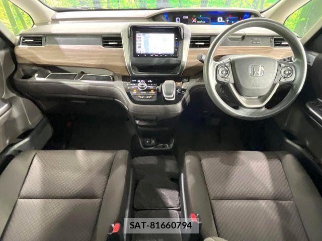 Honda FREED HYBRID 2021-07 7218939-4